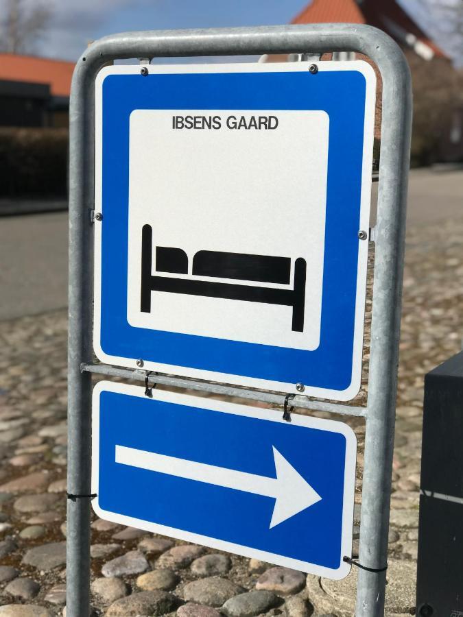 Hotel Ibsens Gaard Ebeltoft Esterno foto